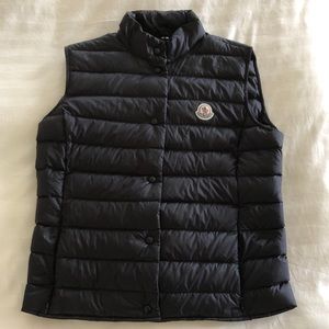 Moncler Down Vest Black Size 3